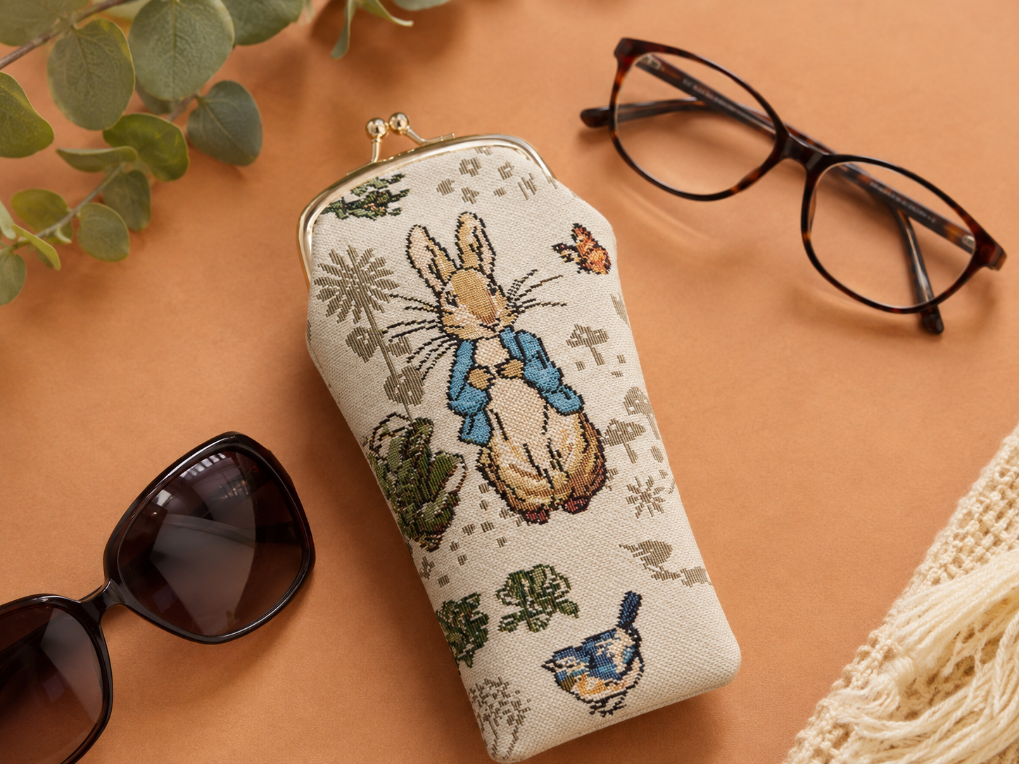Signare Tapestry Glasses Case Beatrix Potter Peter Rabbit