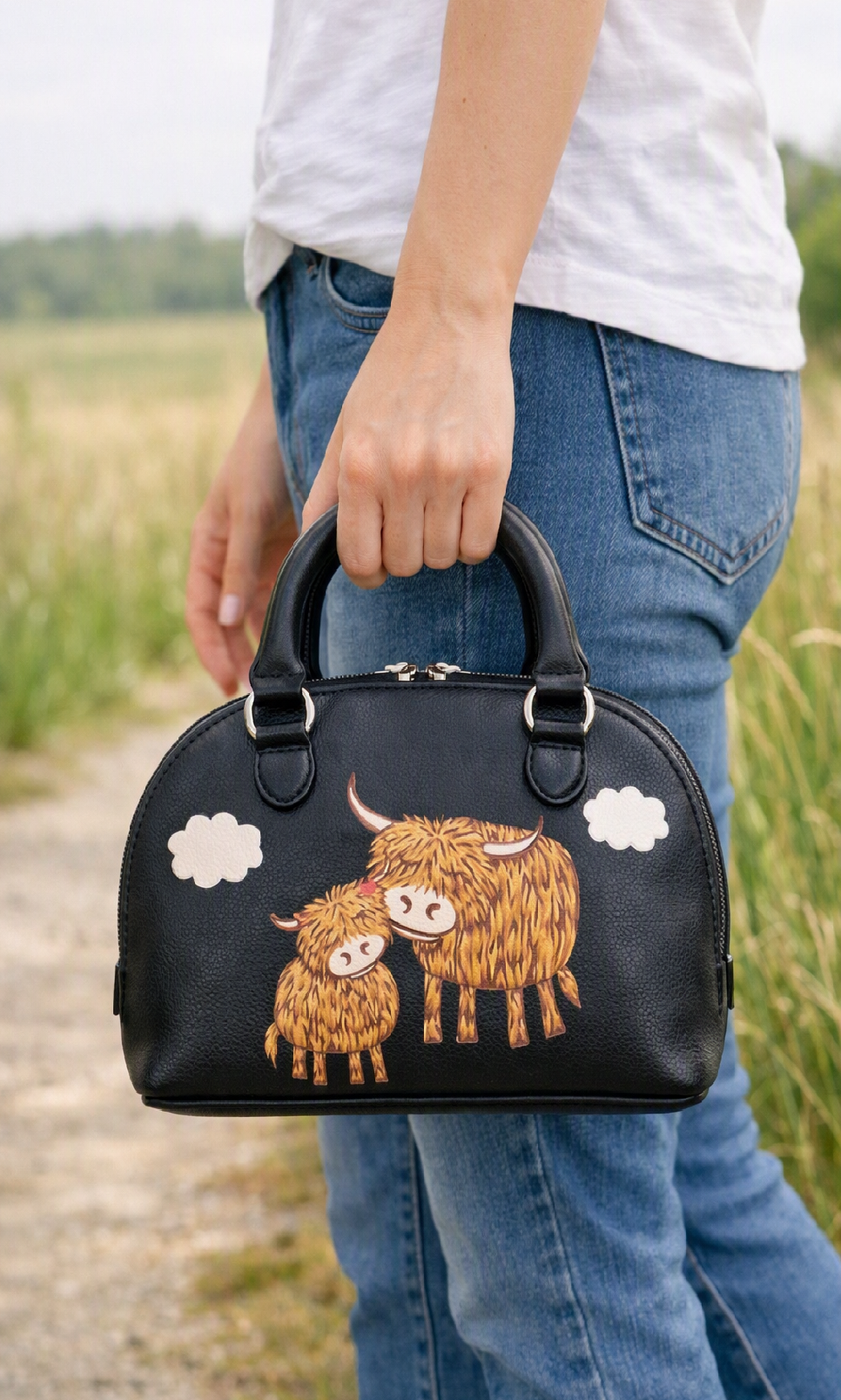 Mala Leather Bella Highland Cow Round Grab Bag Black with Dust Bag