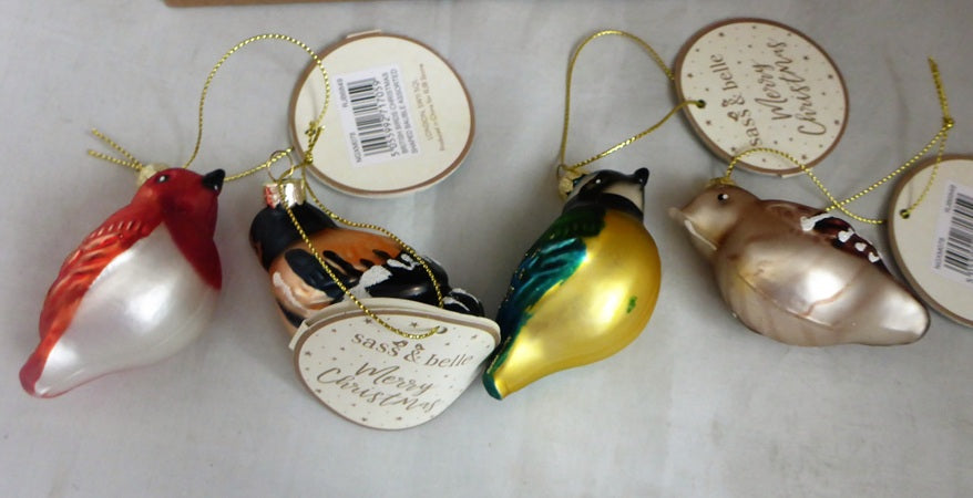 Sass & Belle Glass British Garden Birds Christmas Tree Baubles – Set of 4