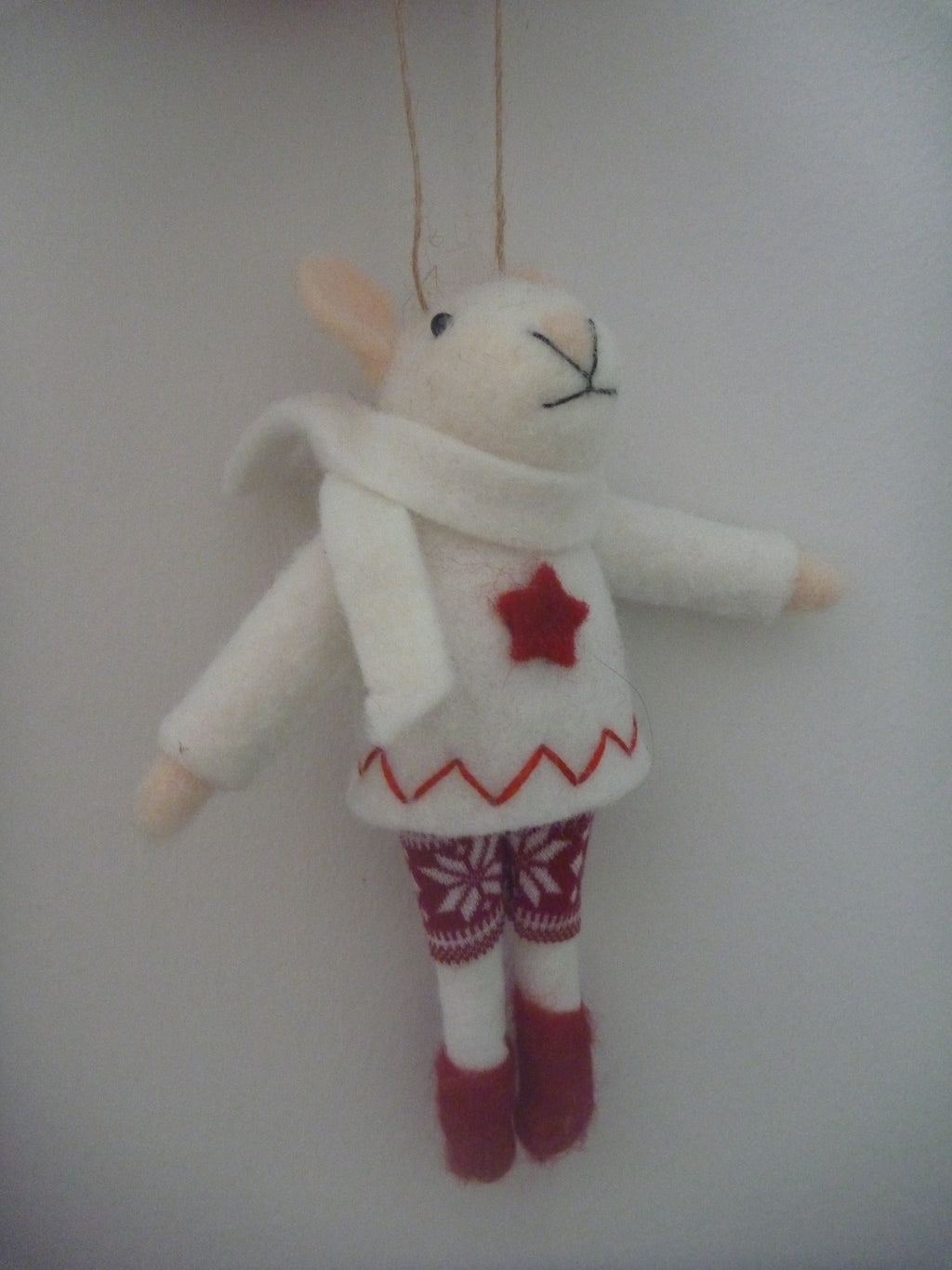 Sass & Belle Felt Hanging Christmas Tree Decoration - Mr Mouse in a Jumper