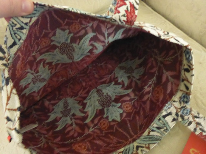 Signare Tapestry Flat Tote Shopper Bag - Bourne by John Henry Dearle