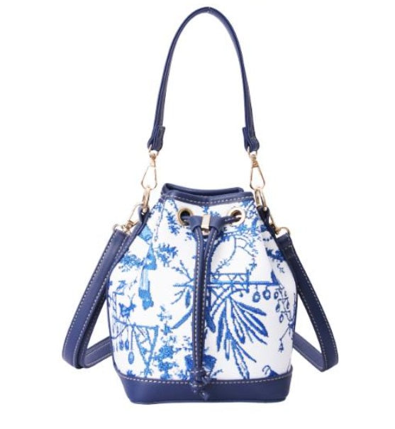 Signare Tapestry 2-in-1 Bucket Bag Chinoiserie British Museum Collection