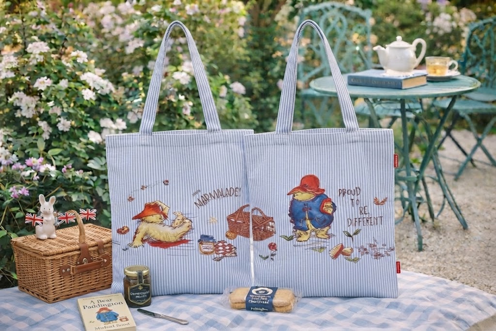 Signare Tapestry Flat Tote Shopper Bag - Paddington Bear Marmalade