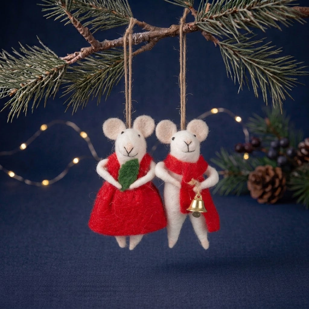 Sass & Belle Felt Hanging Christmas Tree Decoration - Millie & George Mouse