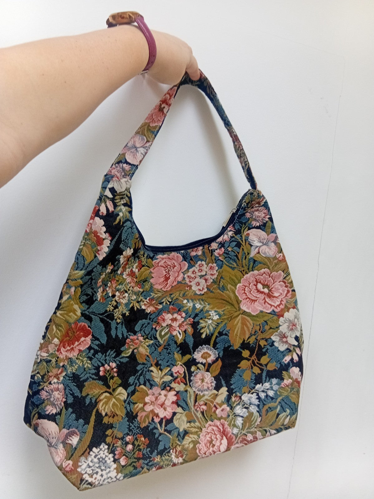 Signare Tapestry Hobo Slouch Bag - Peony (Ex-Display, Tags Missing)