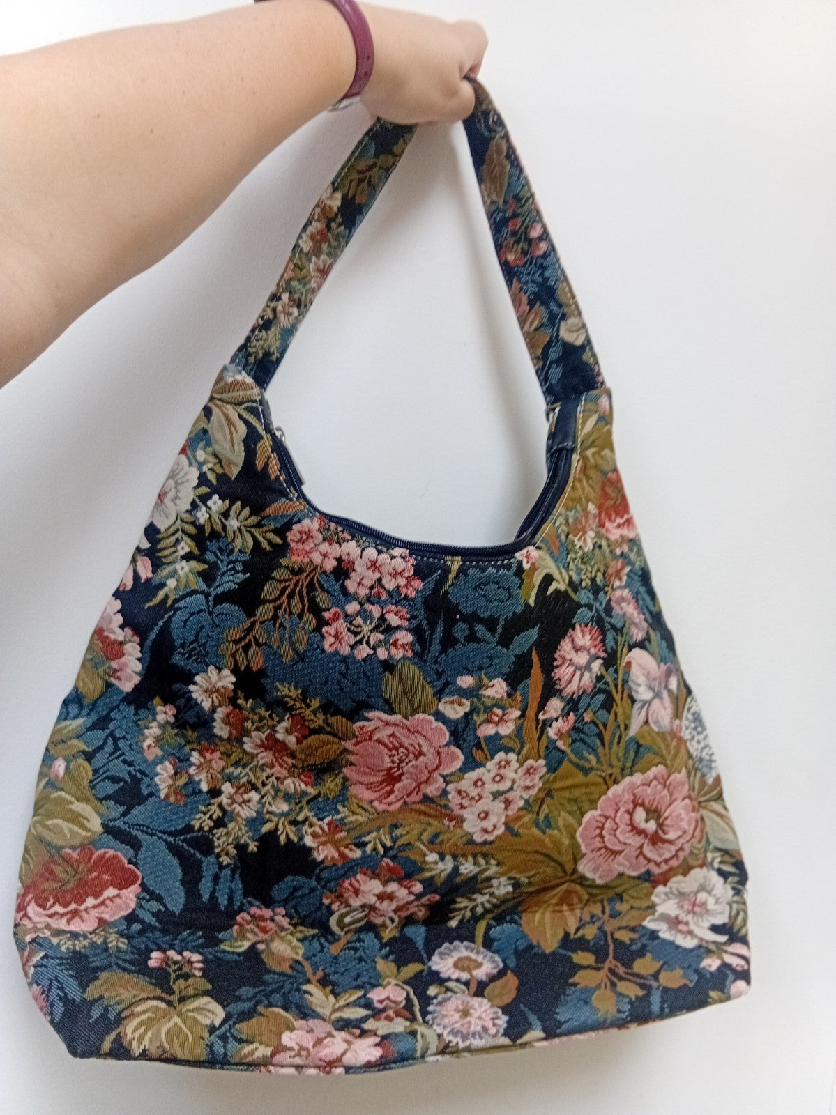 Signare Tapestry Hobo Slouch Bag - Peony (Ex-Display, Tags Missing)